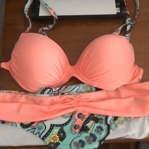 2 NWOT suits sizes xxl in China, US -C cup